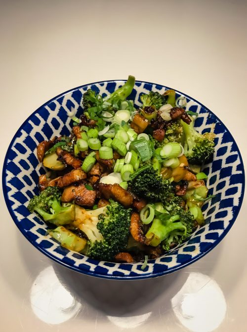 Zoete spek met broccoli en rijst